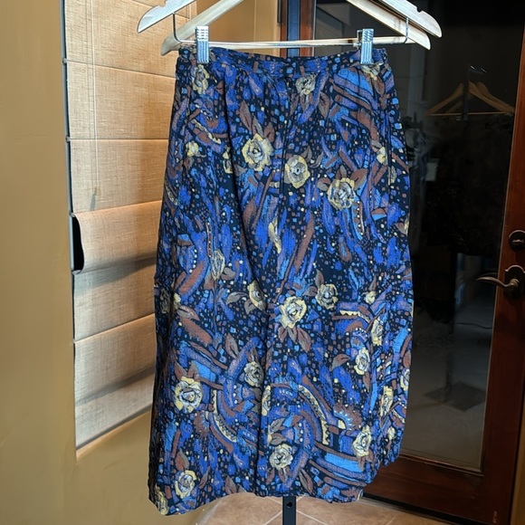 Vintage Tica Floral Midi Skirt Size 6 but fits Size 2 better - Picture 3 of 9